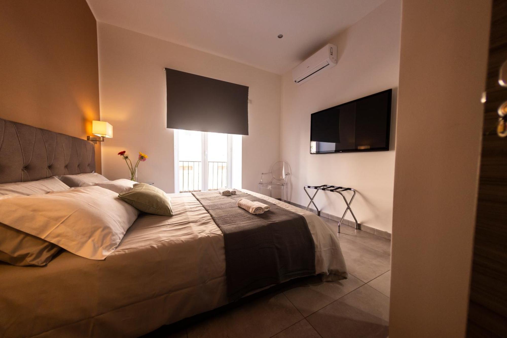 Sant'Agostino Boutique Rooms Palermo Eksteriør billede